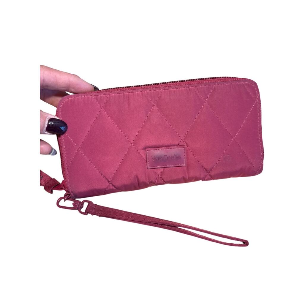 Vera Bradley Womens Pink Zipper Wallet